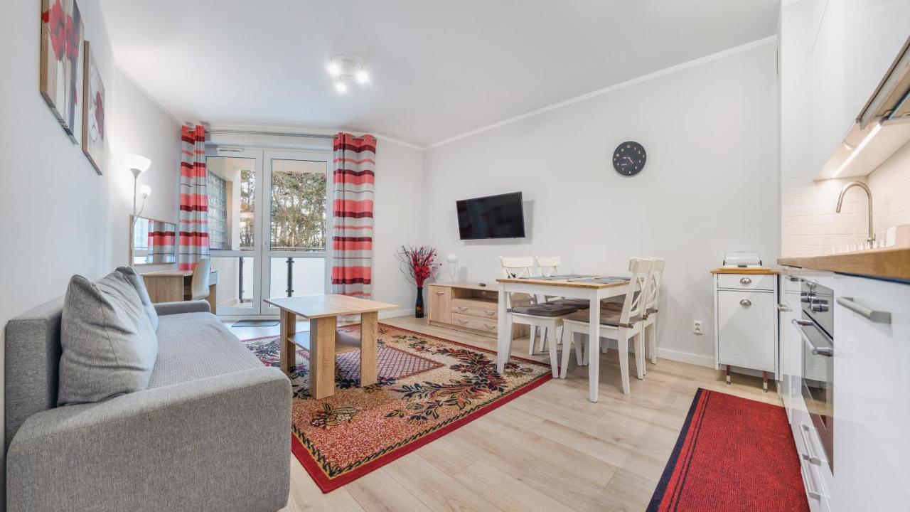 Apartamenty Sun & Snow Bursztynowe Osiedle Jantar - Otoczone Lasem, Plac Zabaw المظهر الخارجي الصورة