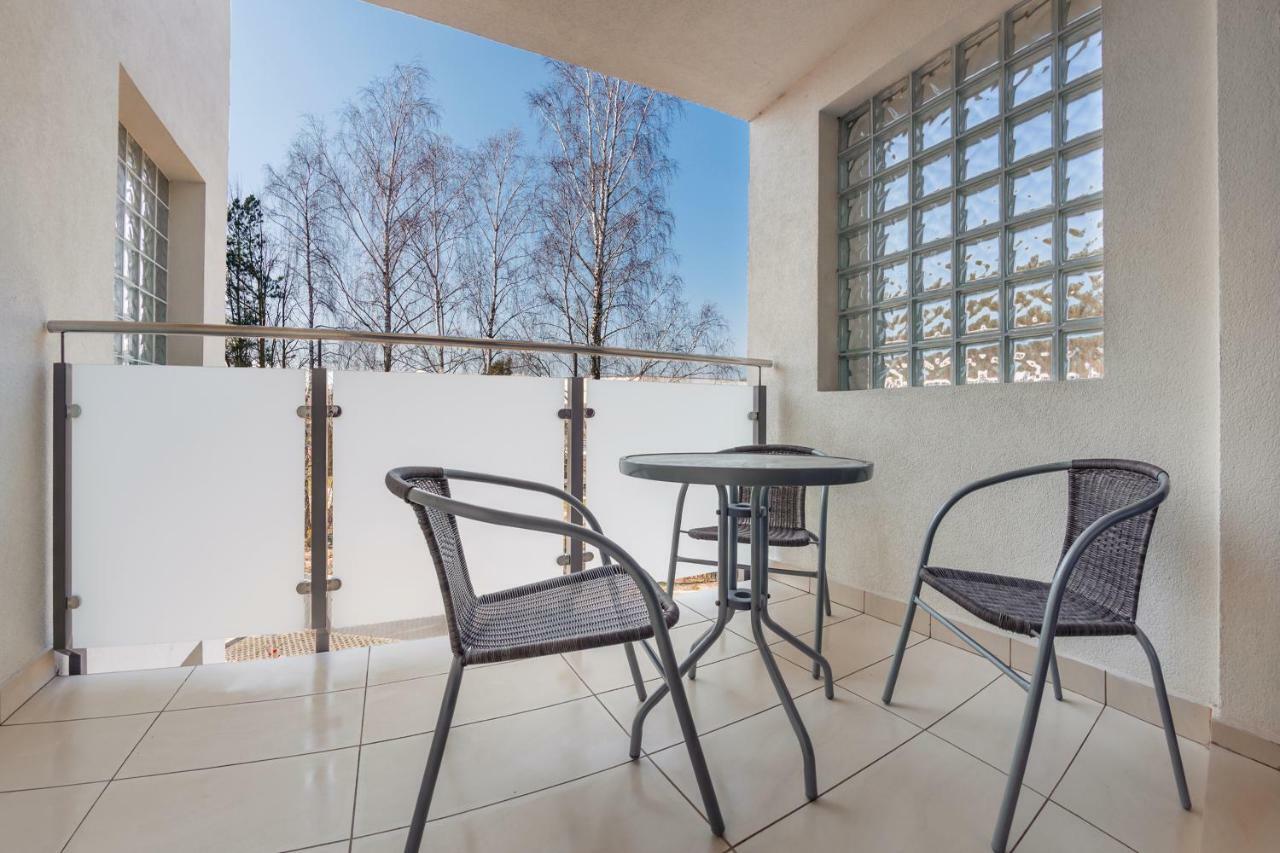 Apartamenty Sun & Snow Bursztynowe Osiedle Jantar - Otoczone Lasem, Plac Zabaw المظهر الخارجي الصورة